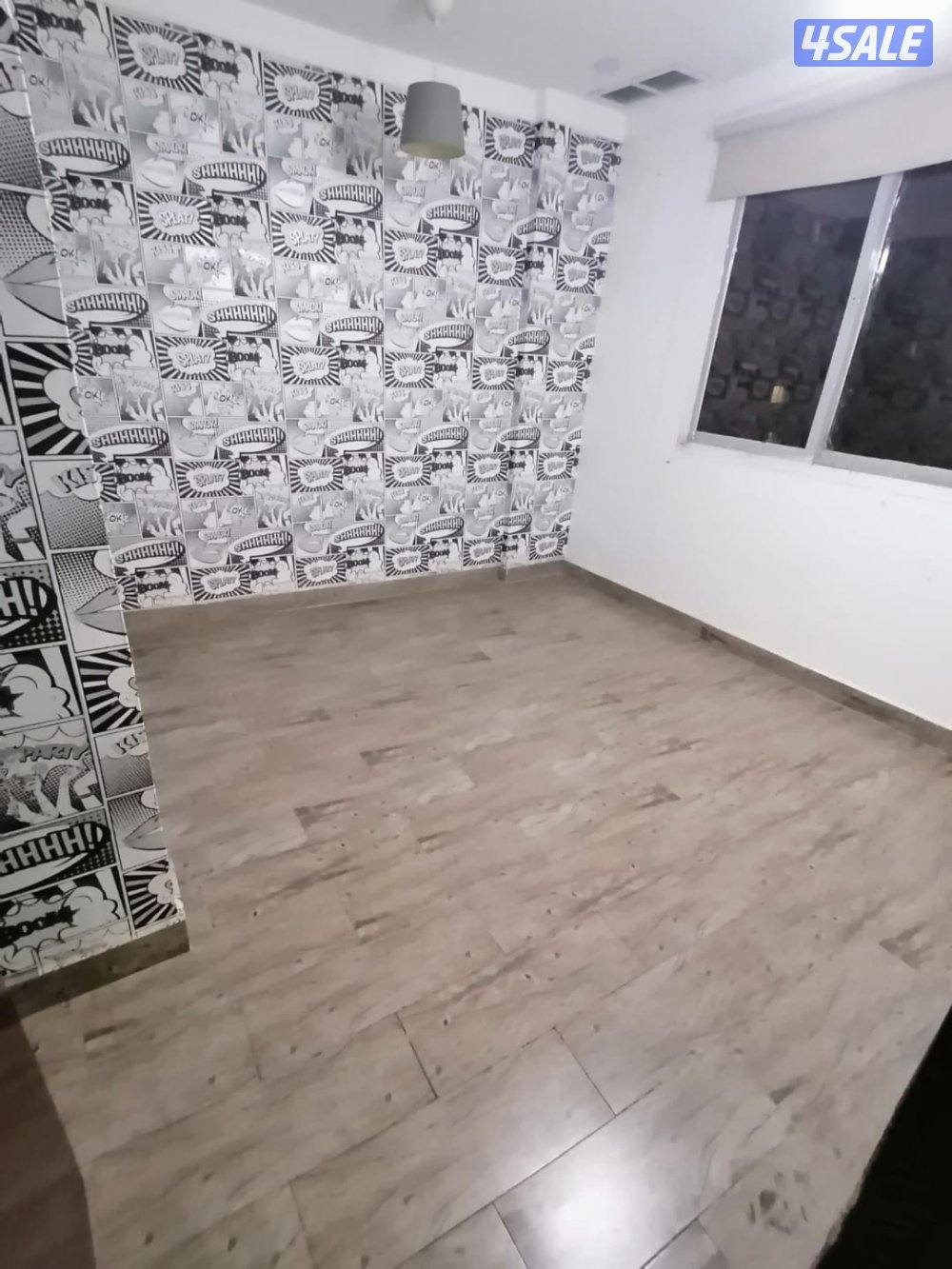 شقه غرفتين مستر صالة باركية ديكورات حمامين مطبخ مصافط متوفرة11