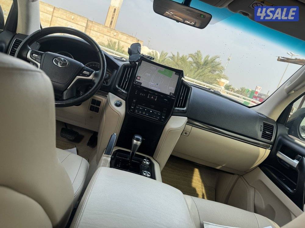 لاند GXR تورنق 8 سلندر 20207