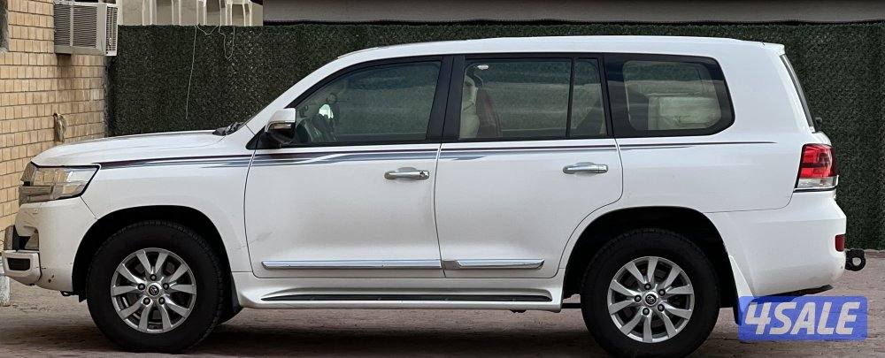 للبيع جي اكس ار وارد قطر موديل 2017 صبغ وكاله شرط الفحص ماشي 1943