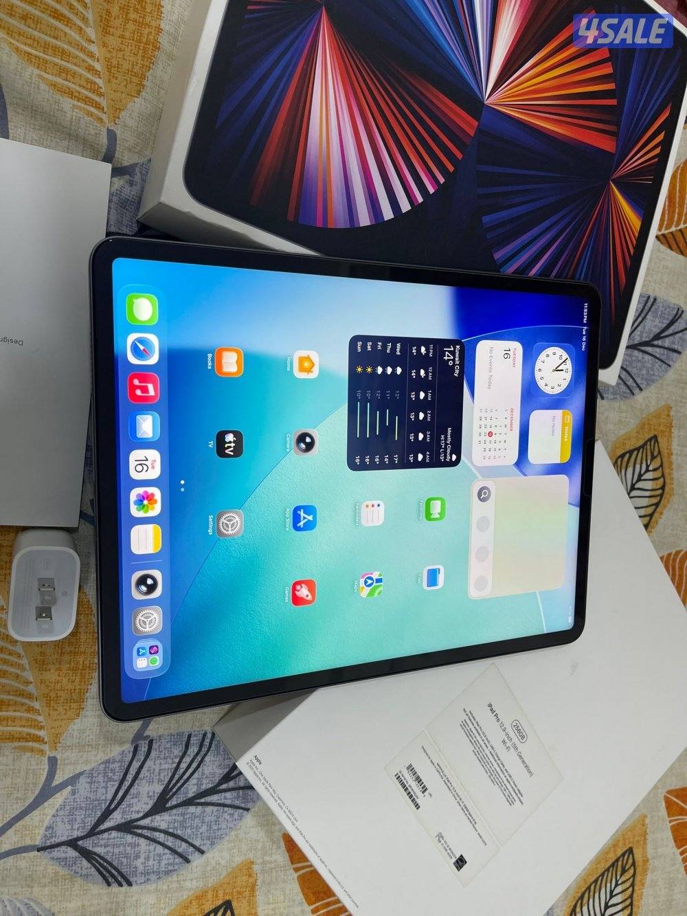 ايباد ابل برو 12.9 انش 256 قيقا ام ون نظيف جدا ولازلغ مع الاغراض كامله6