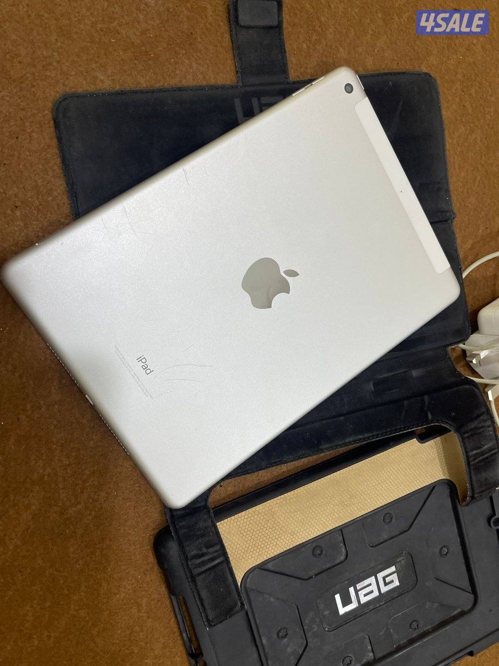 ايباد ابل 5 الخامس 128 خط مع الاغراض كامله كفر وشحن ابل اصلي0