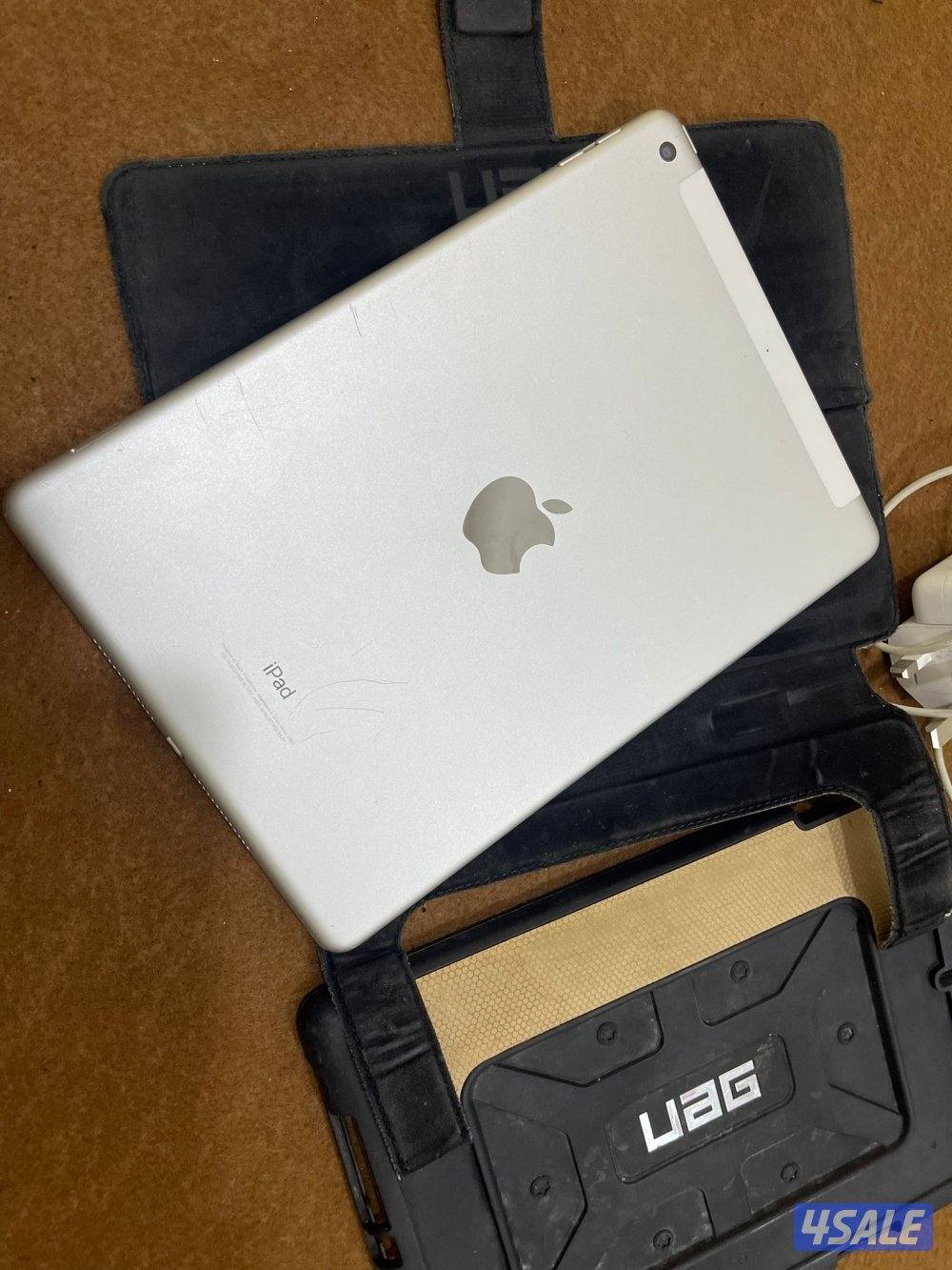 ايباد ابل 5 الخامس 128 خط مع الاغراض كامله كفر وشحن ابل اصلي5