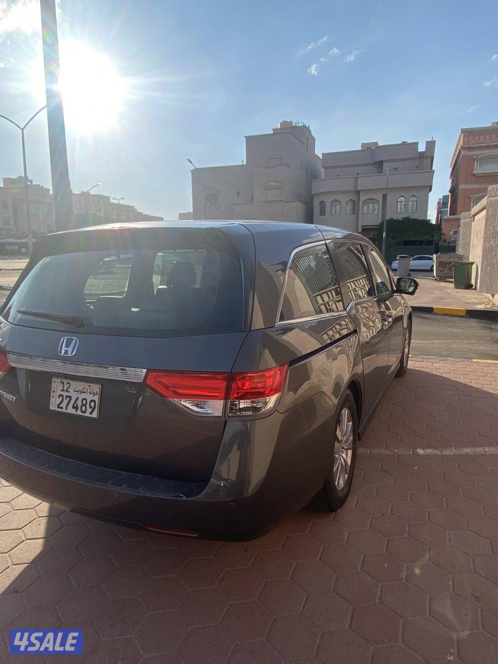 للبيع هوندا اوديسي 2014 الدرجة الأولي شرط الفحص  البدي باب يمن مصبوغ2