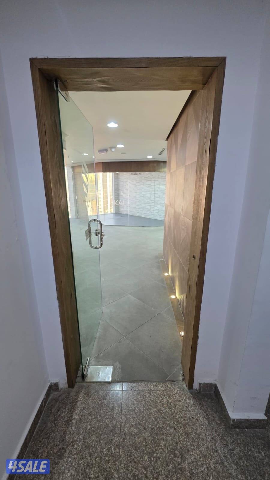 دور مميز للإيجار بالمرقاب - Office Floor for rent Murqab11