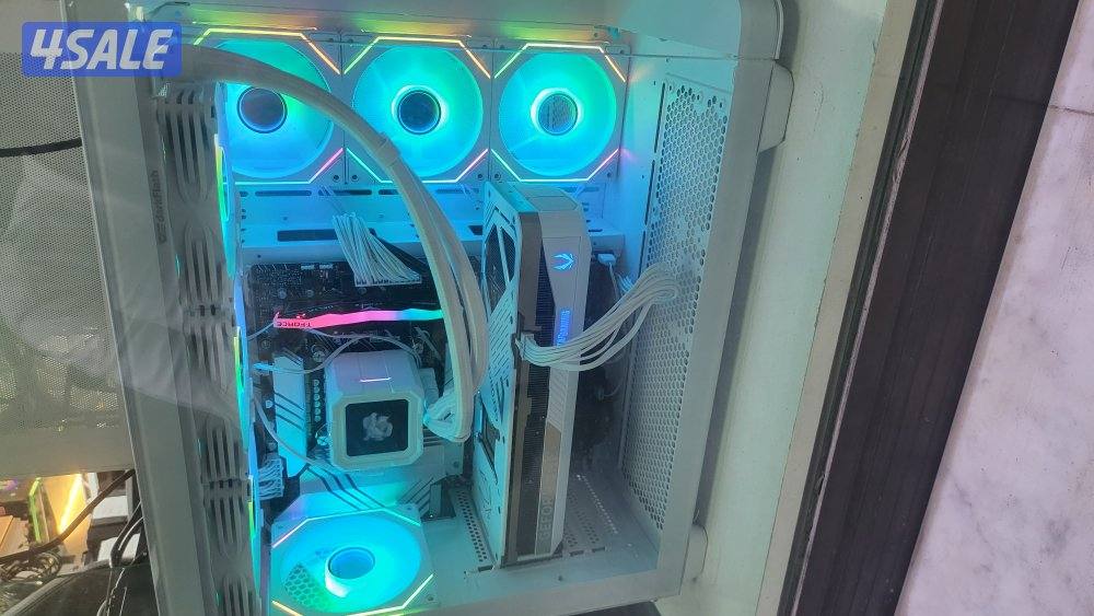 core i9 14900k 32 gb ddr5 5070ti 16gb 1tb nvme white and look like new2