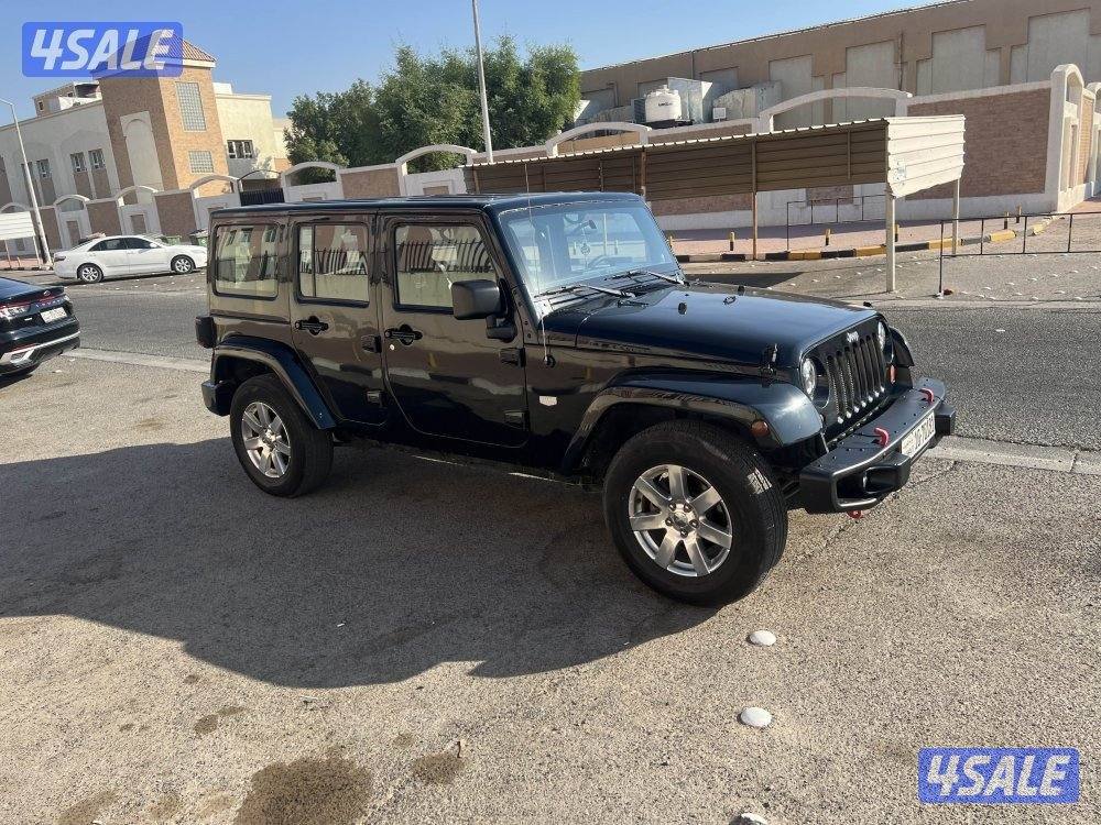 للبيع جيب رانكلر موديل ٢٠١١1