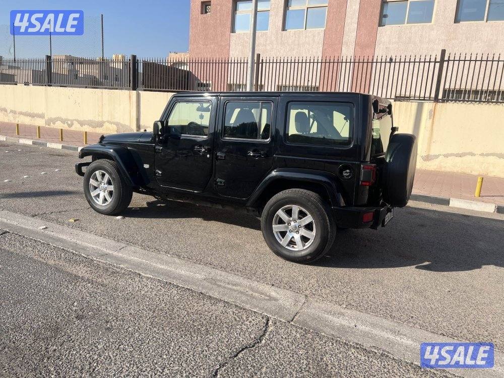 للبيع جيب رانكلر موديل ٢٠١١6