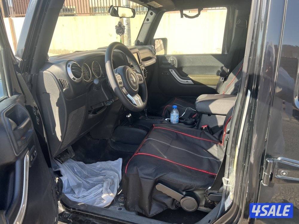 للبيع جيب رانكلر موديل ٢٠١١7