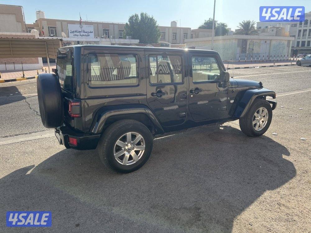 للبيع جيب رانكلر موديل ٢٠١١9