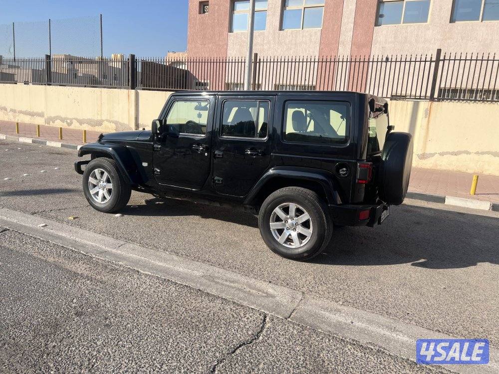 للبيع جيب رانكلر موديل ٢٠١١12