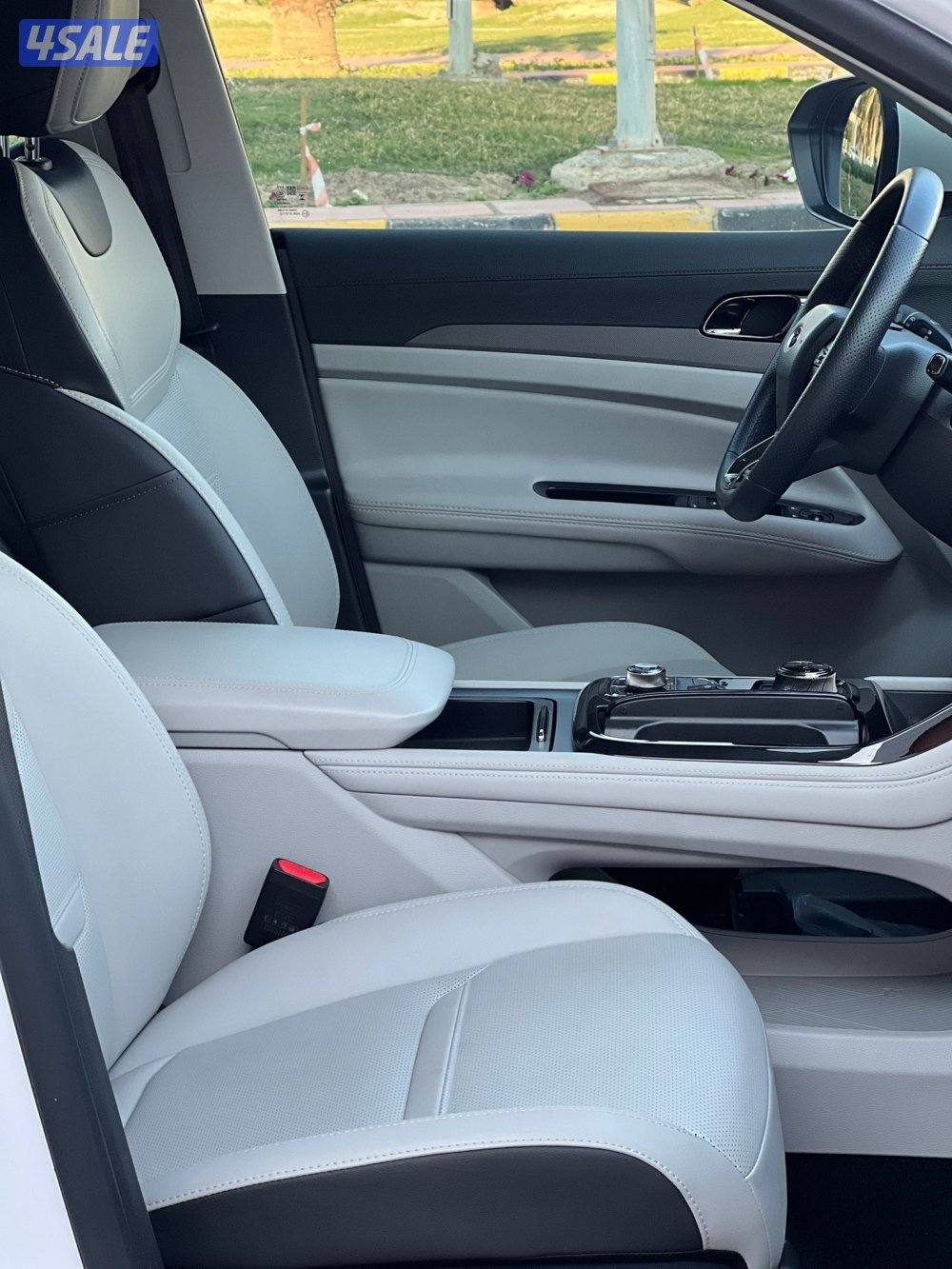 للبيع سياره فورد توري توري كامله المواصفات8