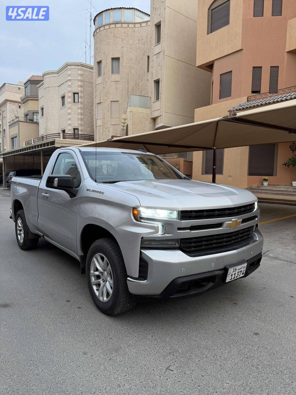 شيفرولية سلفرادو 1500 LT ماشي ١٥٨ فقط0