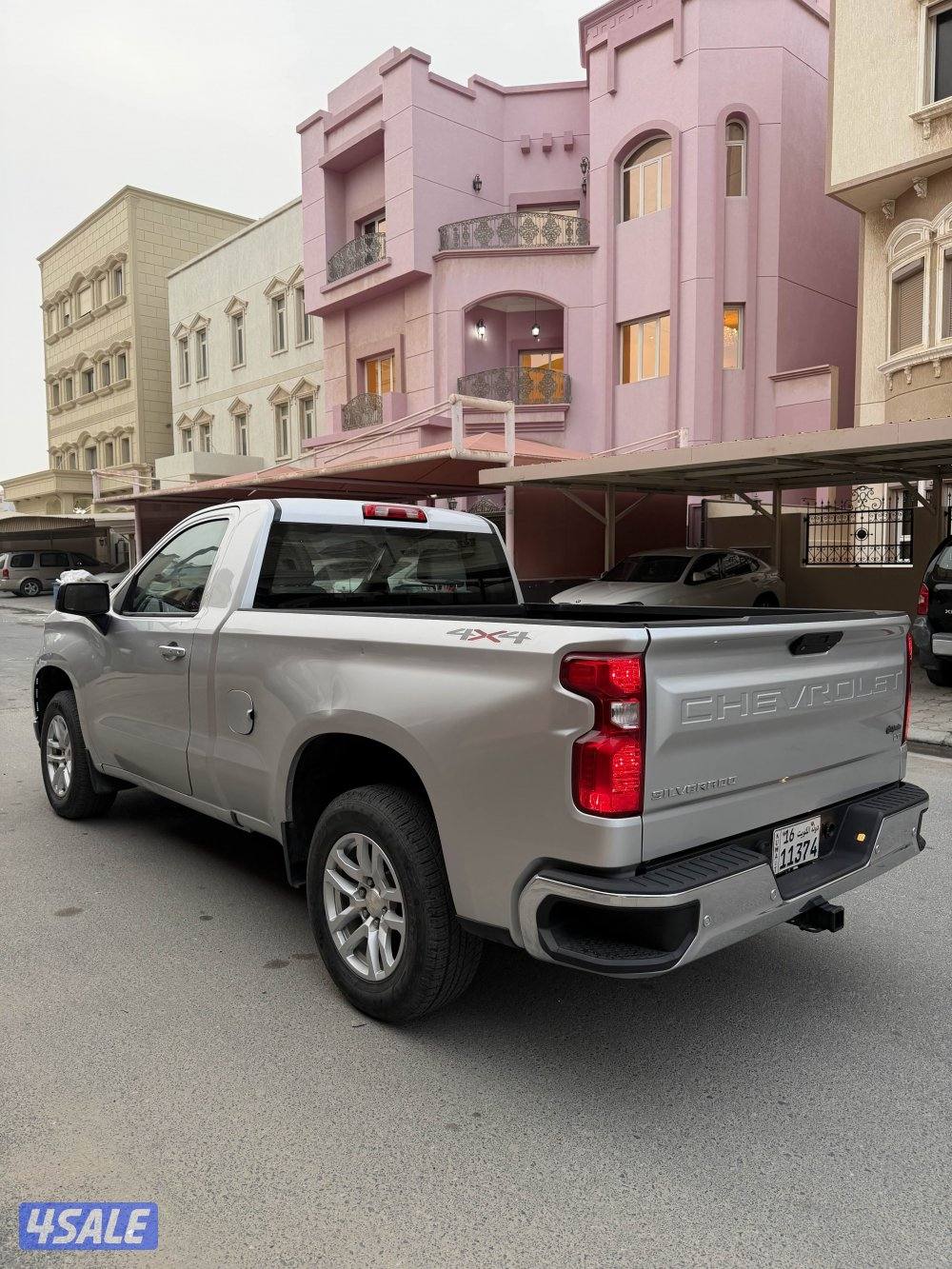 شيفرولية سلفرادو 1500 LT ماشي ١٥٨ فقط3