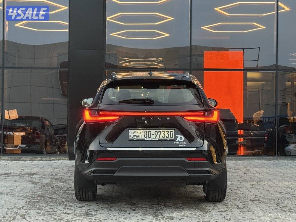 LEXUS NX300 _2025 عداد 6 الاف فقط5