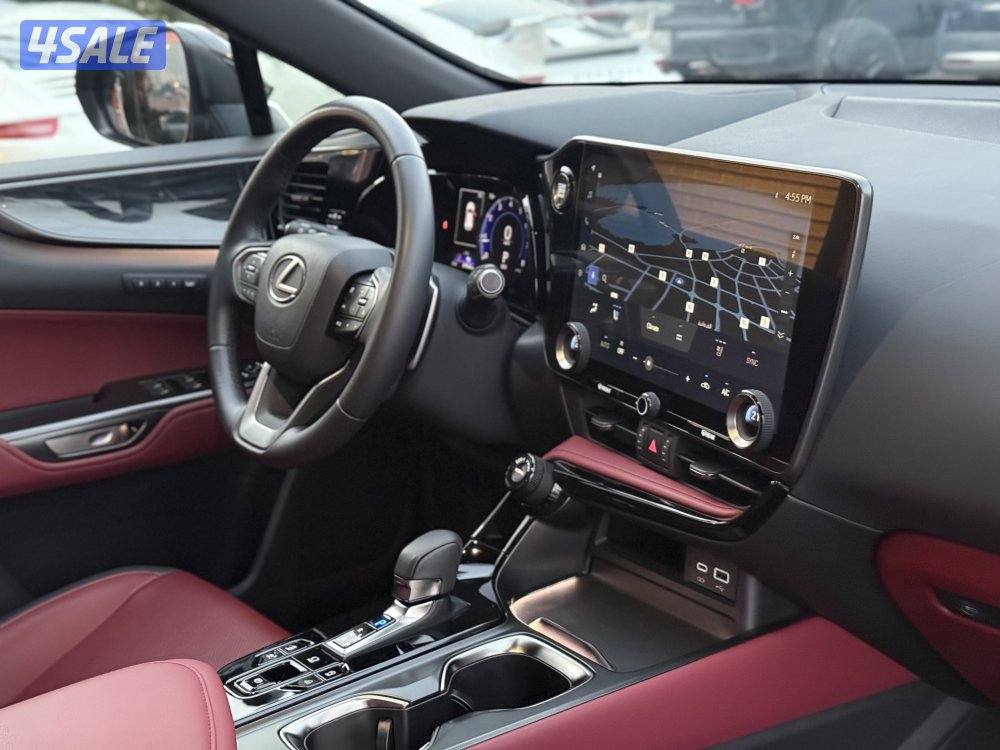 LEXUS NX300 _2025 عداد 6 الاف فقط7