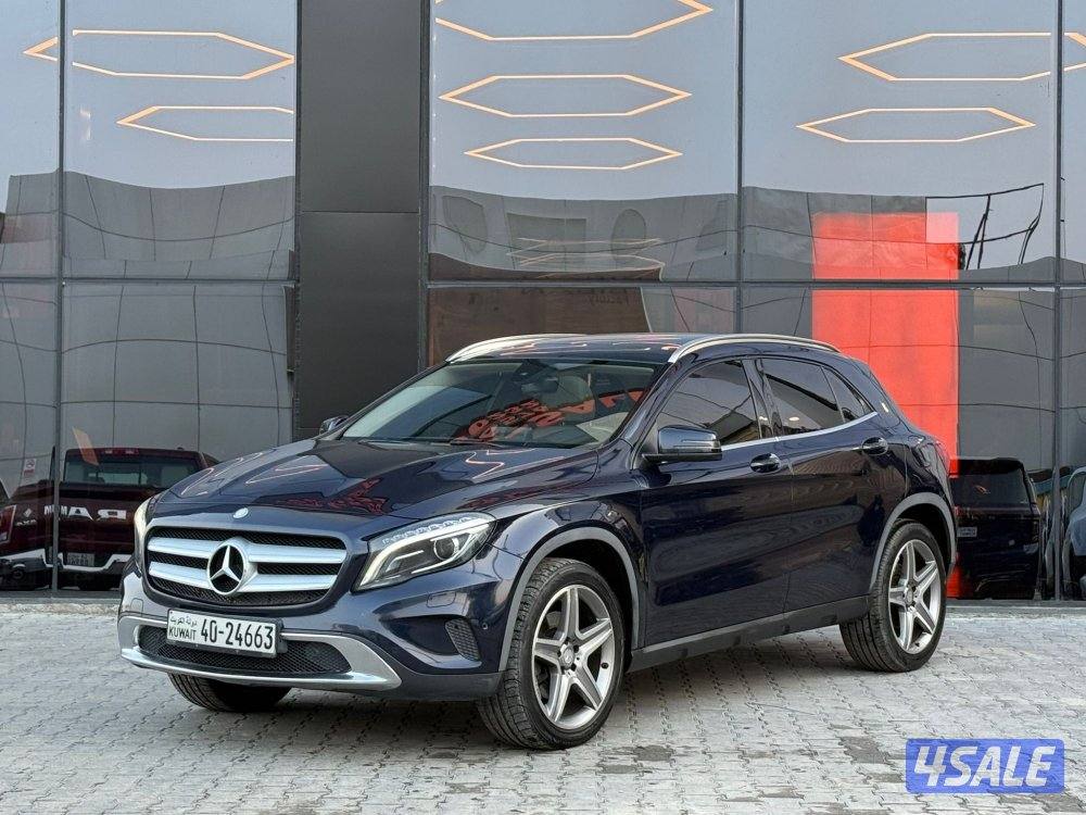 MERCEDES GLA250 4MATIC _2017 صبغ الوكالة1