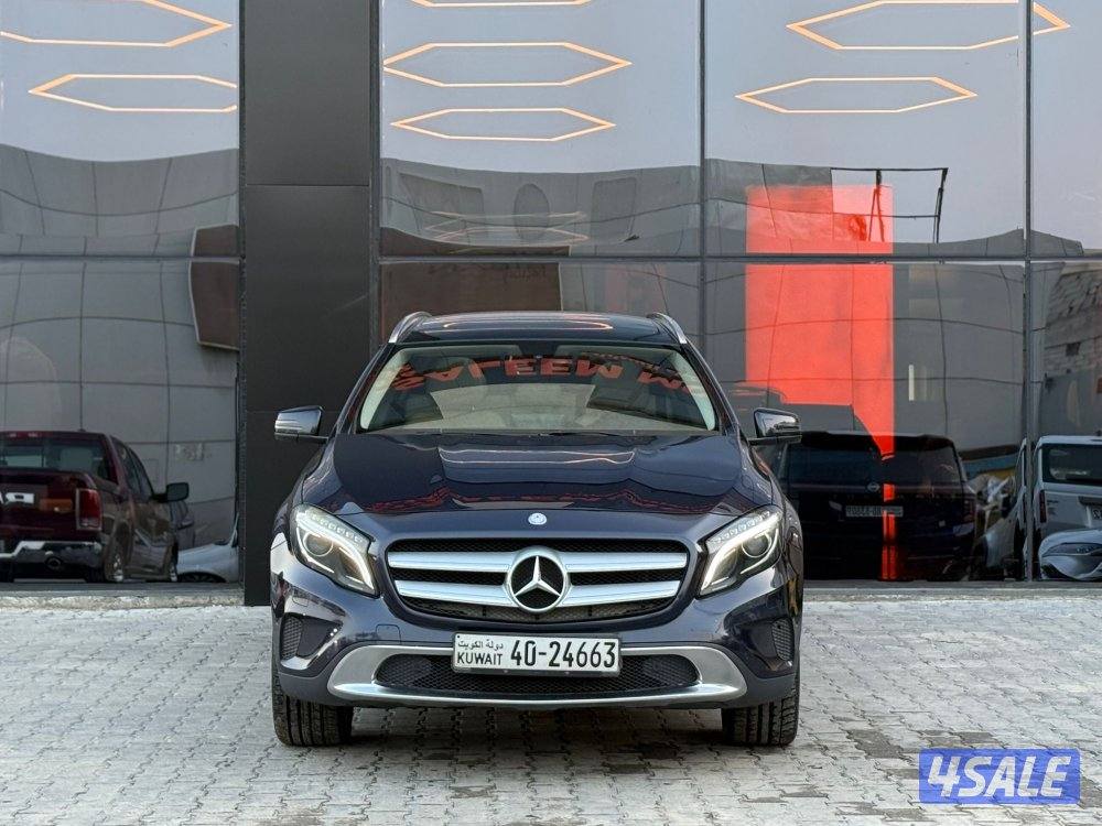 MERCEDES GLA250 4MATIC _2017 صبغ الوكالة2