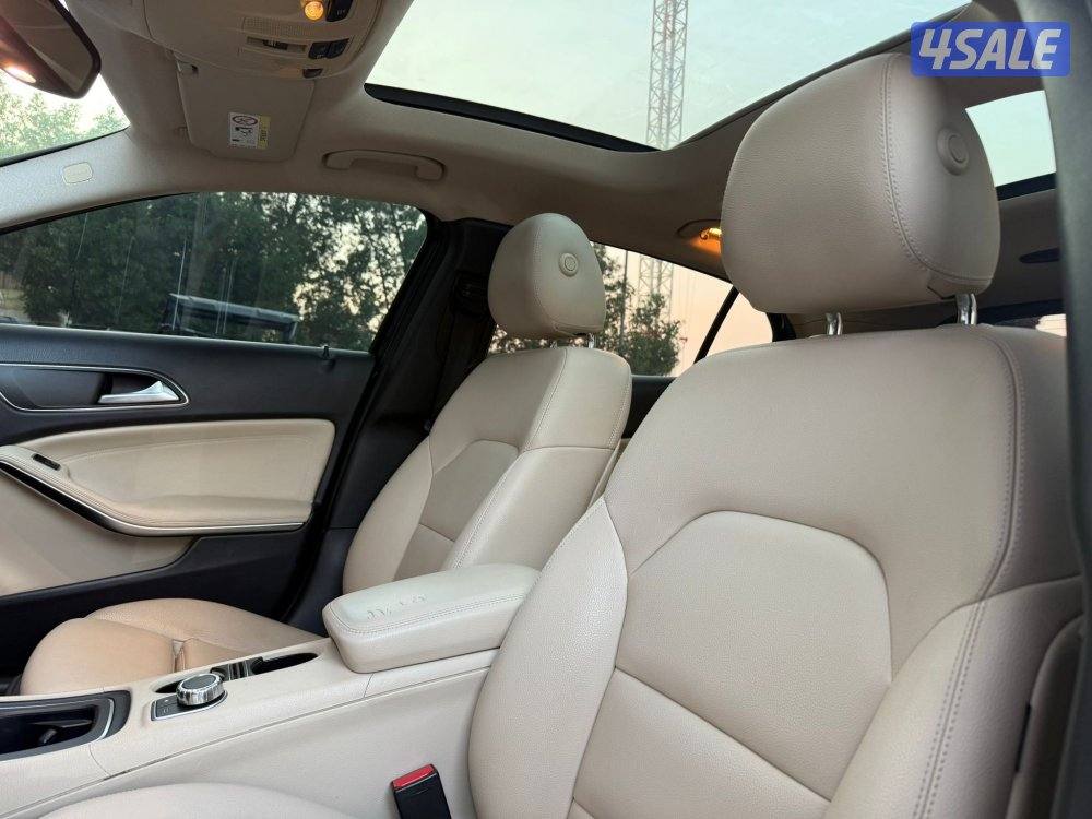 MERCEDES GLA250 4MATIC _2017 صبغ الوكالة8