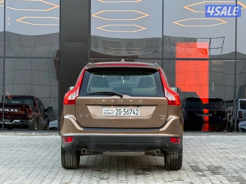 VOLVO XC60 _2014 عداد 47 الف فقط5