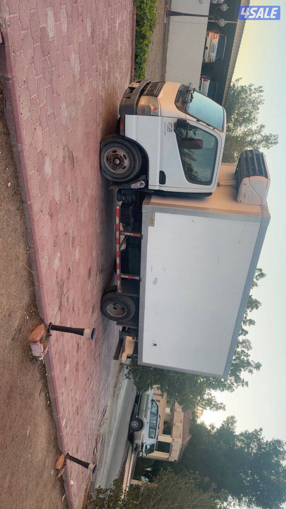 للبيع ثلاجة1