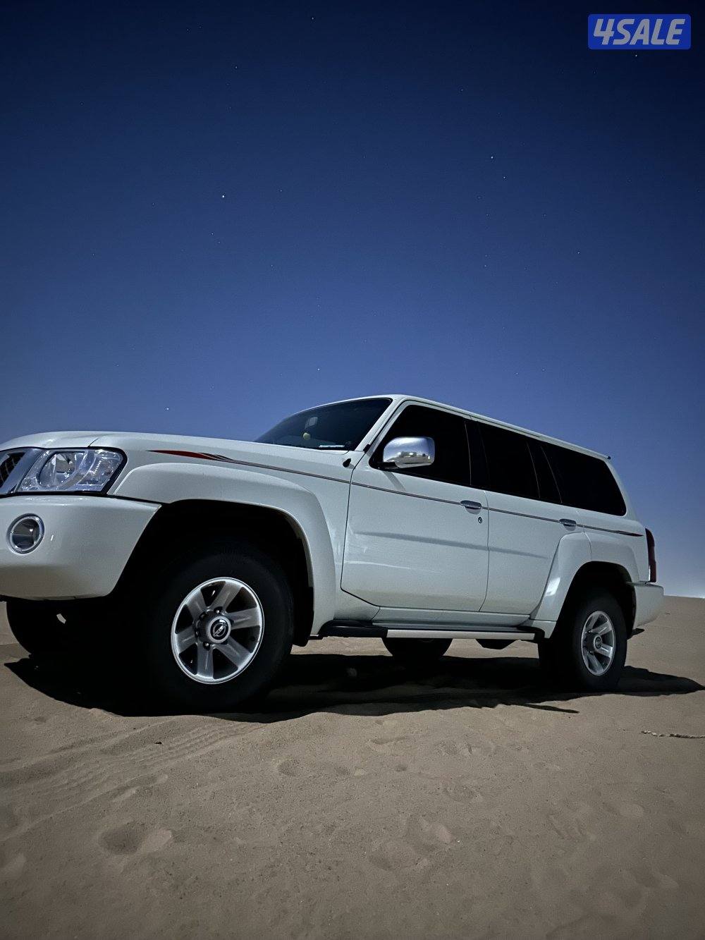 للبيع سفاري قير عادي موديل 2021 عليه شواهين نظيف جدا1