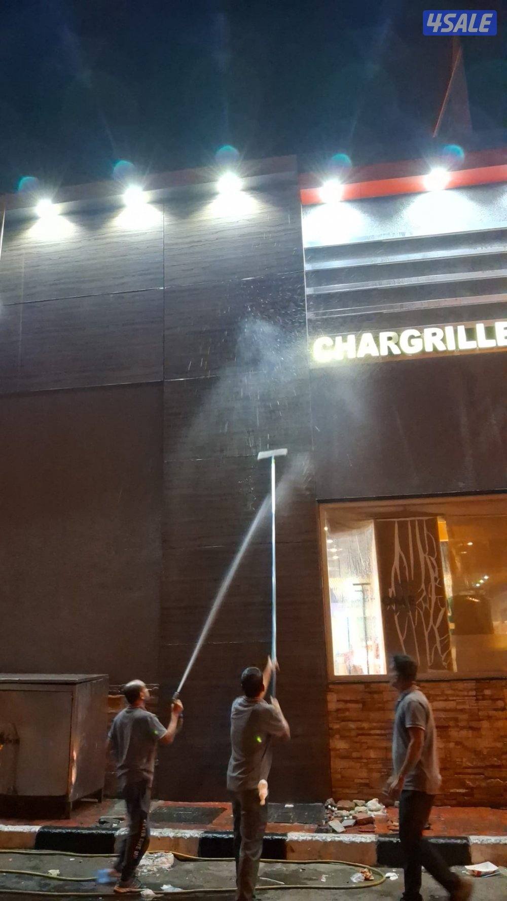 Premium Facilities Cleaning For Restaurants Hotels villas & offices5