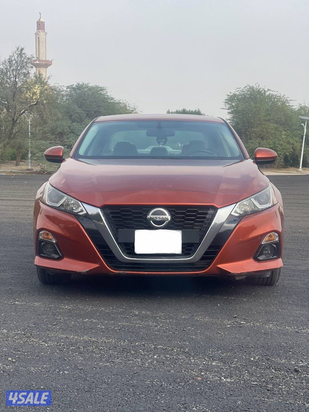 نيسان التيما فل vs حالة ممتازة7