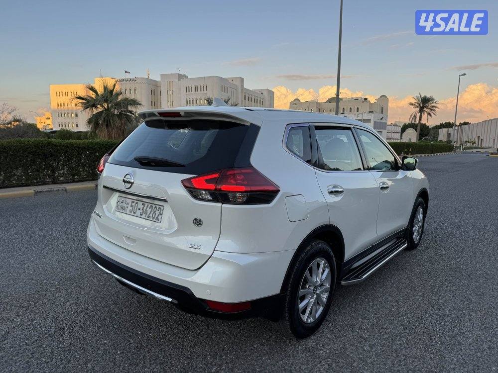 للبيع اكس تريل ٢٠١٨ شرط الفحص5