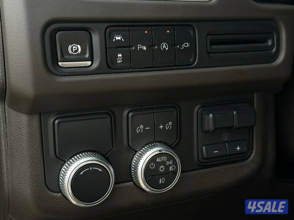 يوكنSLT موديل2021 عداد216 الف سيرفس منتظم وارد بهبهاني10