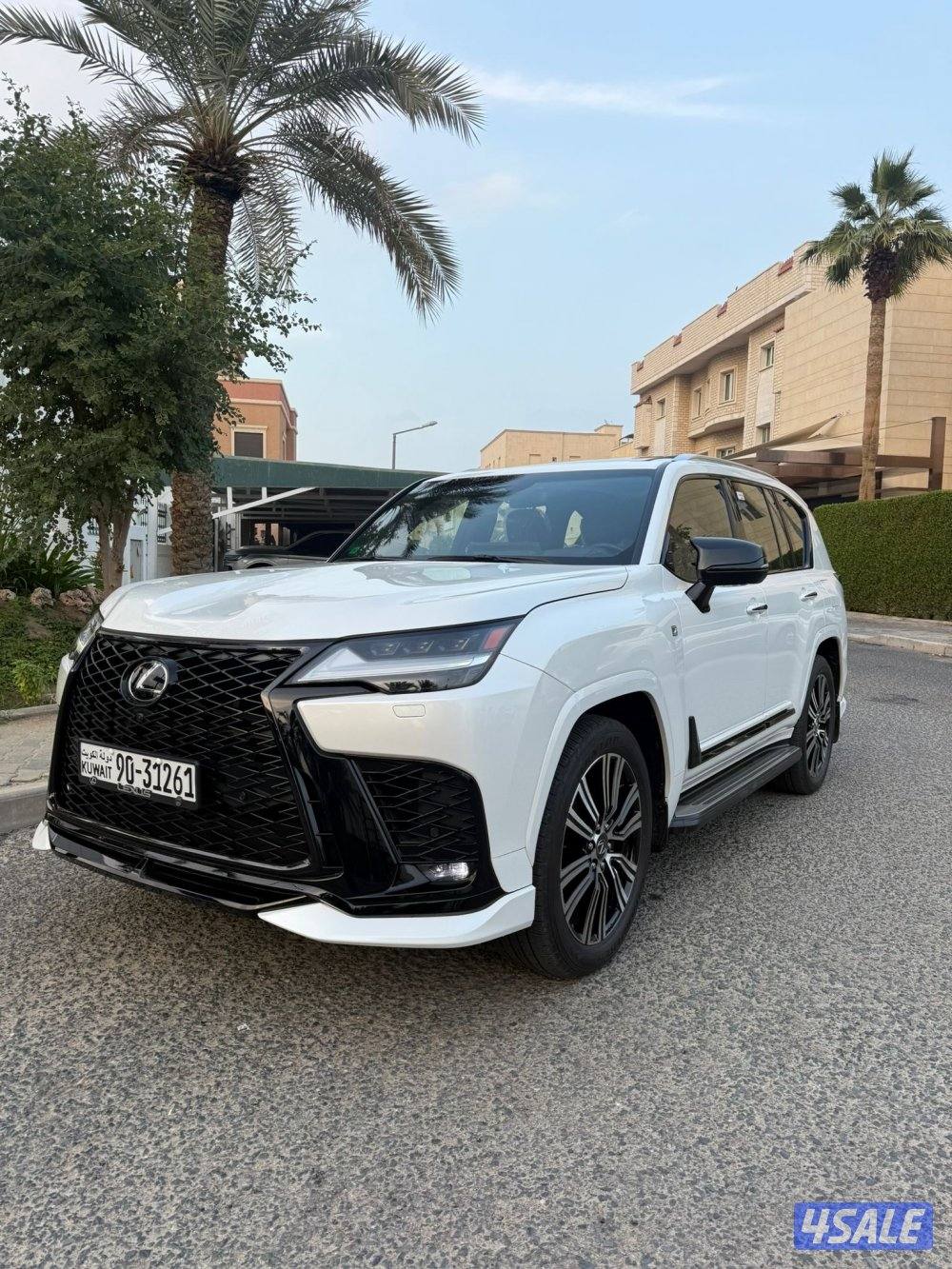 لكزس LX600 الساير درجه اولى 2025 بحاله الوكاله عداد 4000 كيلو1