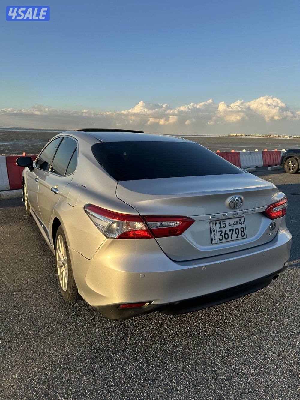 للبيع كامري 20180