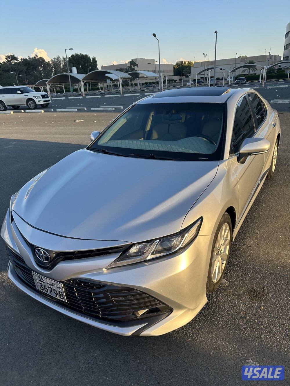 للبيع كامري 20182