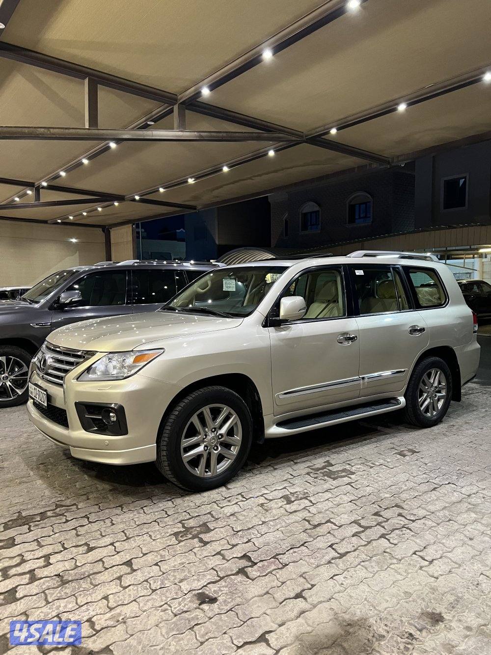 لكزس LX 570 شرط الفحص3