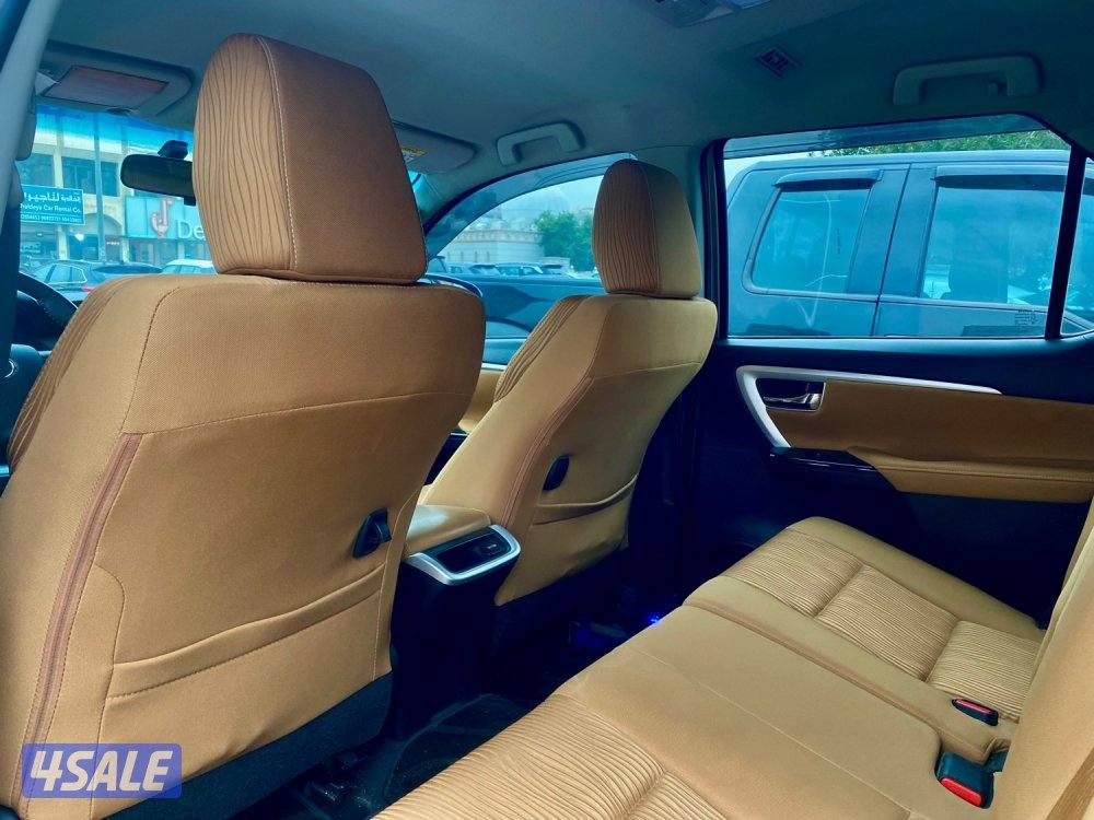 تويوتا فورتنر2020 عداد58 الف سيرفس منتظم وارد الوكاله 6 سلندر دبل قير3