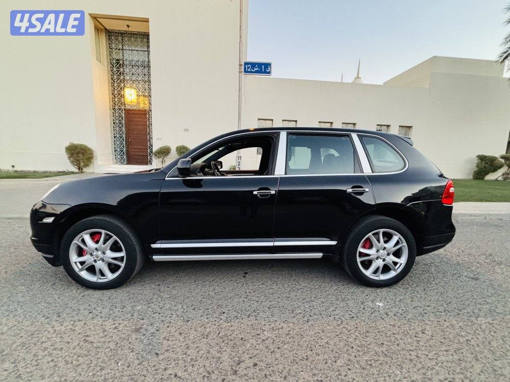 Porsche Cayenne Turbo model 20081