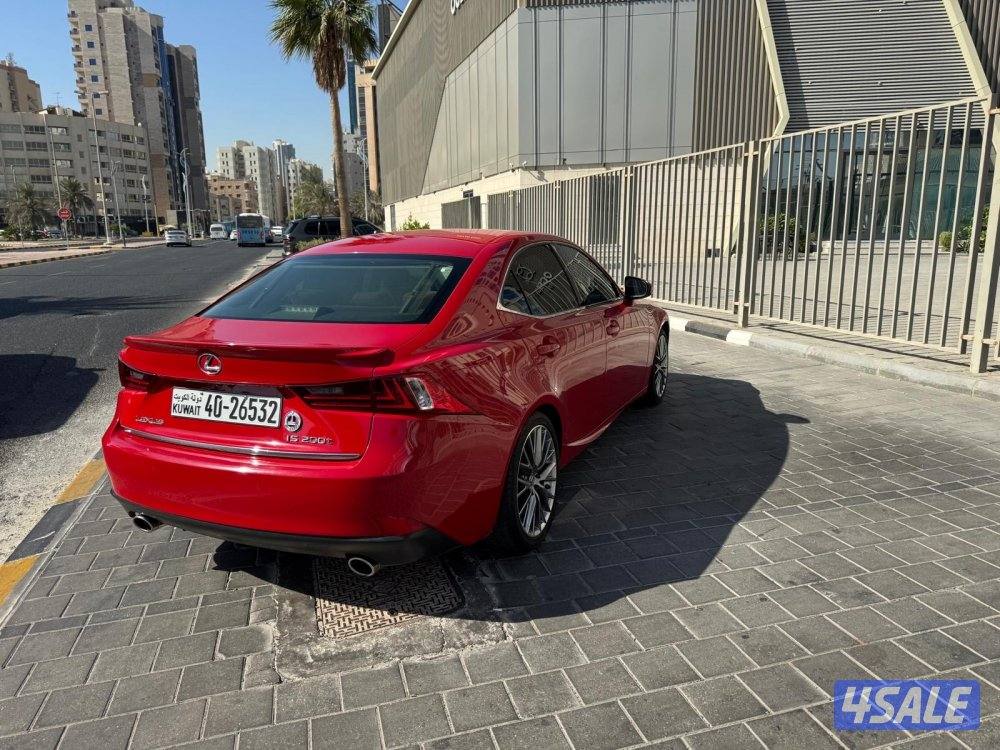 لكزس is 200 T الفئة الاًولي0