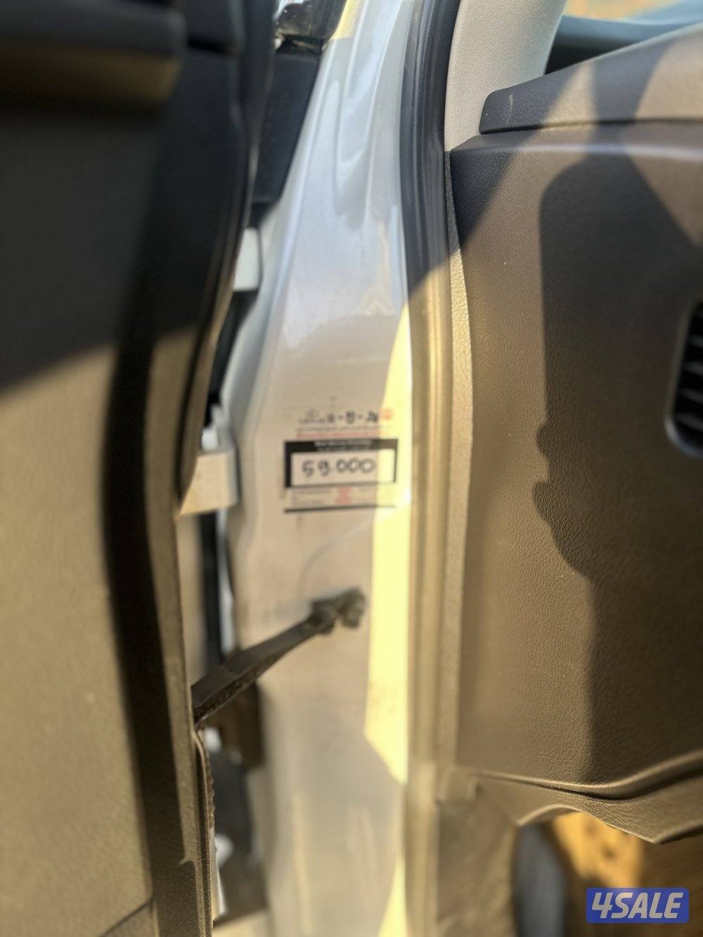 جيب لكزس RX موديل20212