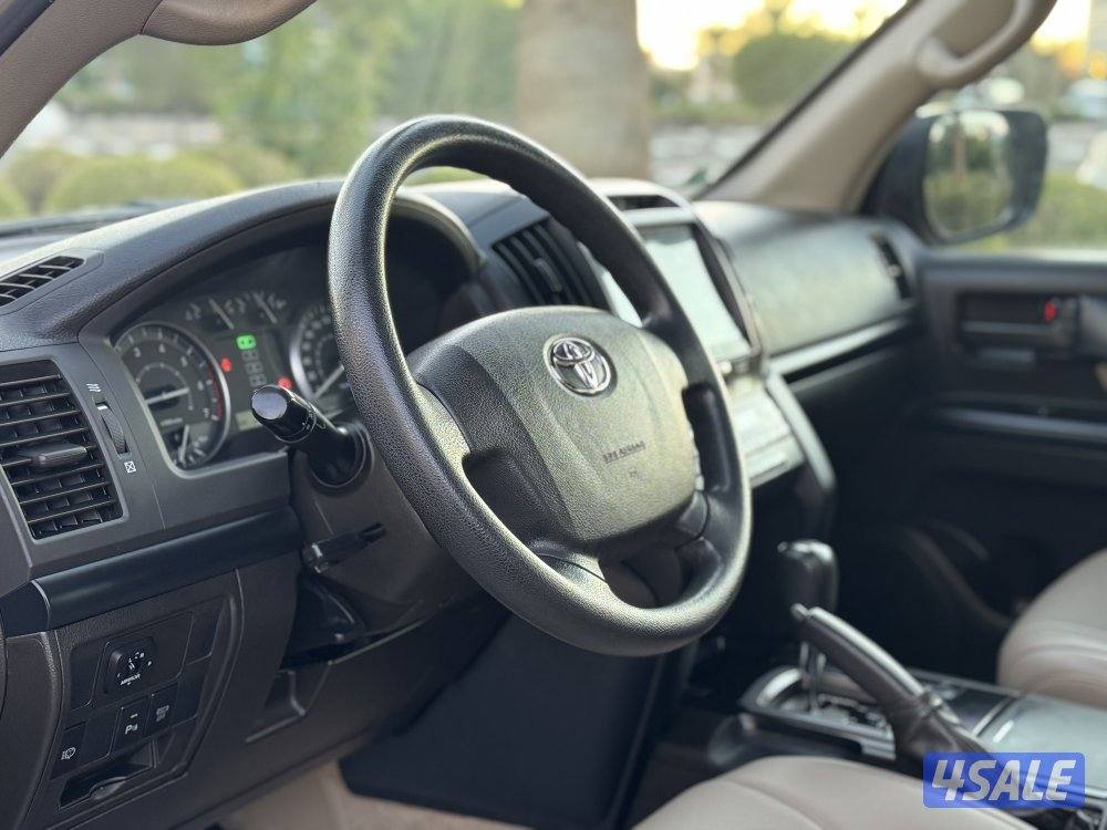 لاندكروزر GX_R V8 موديل 2009 بحاله الوكاله14