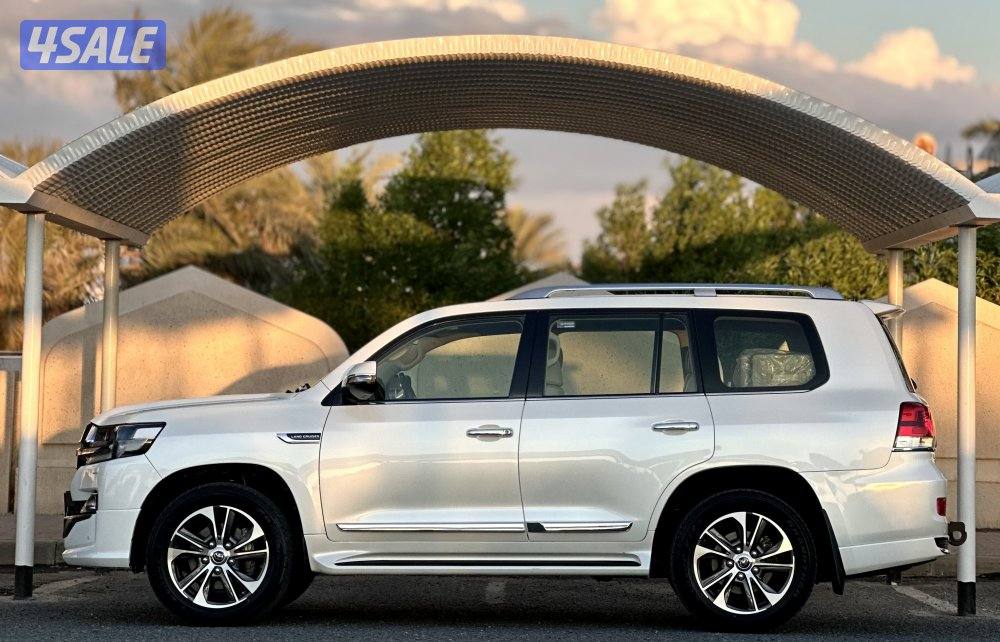 معرض القمة🚩1