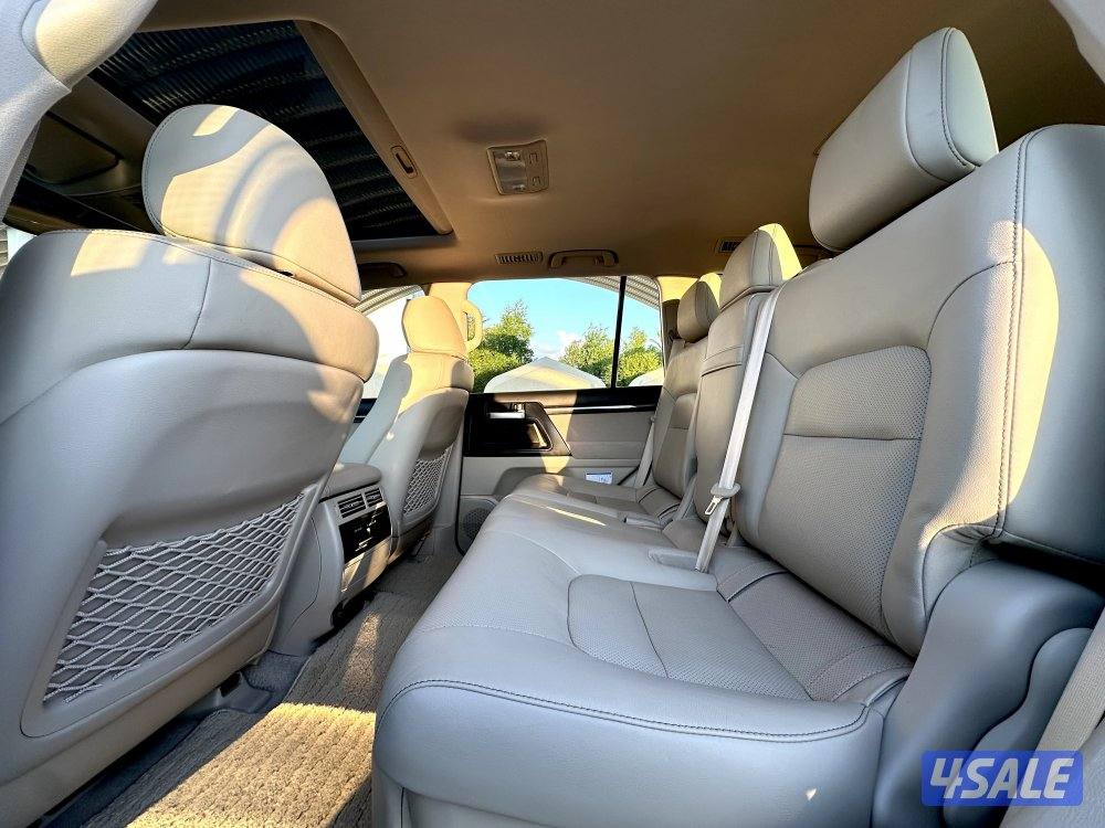 معرض القمة🚩10