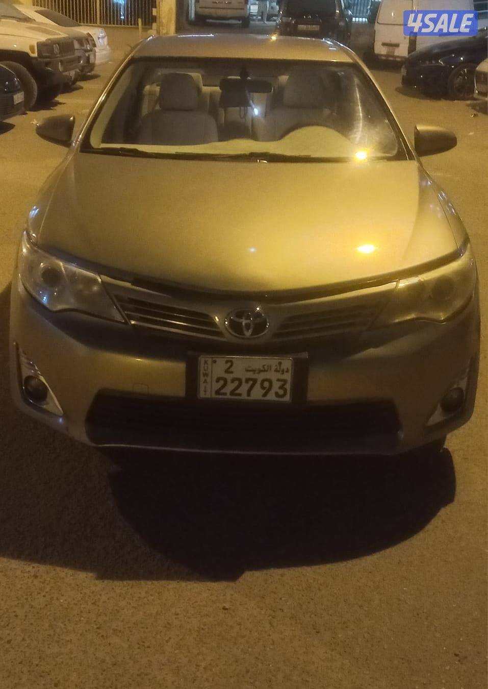 سيارة كامري ٢٠١٤ عداد ٢٤٥ GL السياره نظيفه البيع لعدم الحاجه2