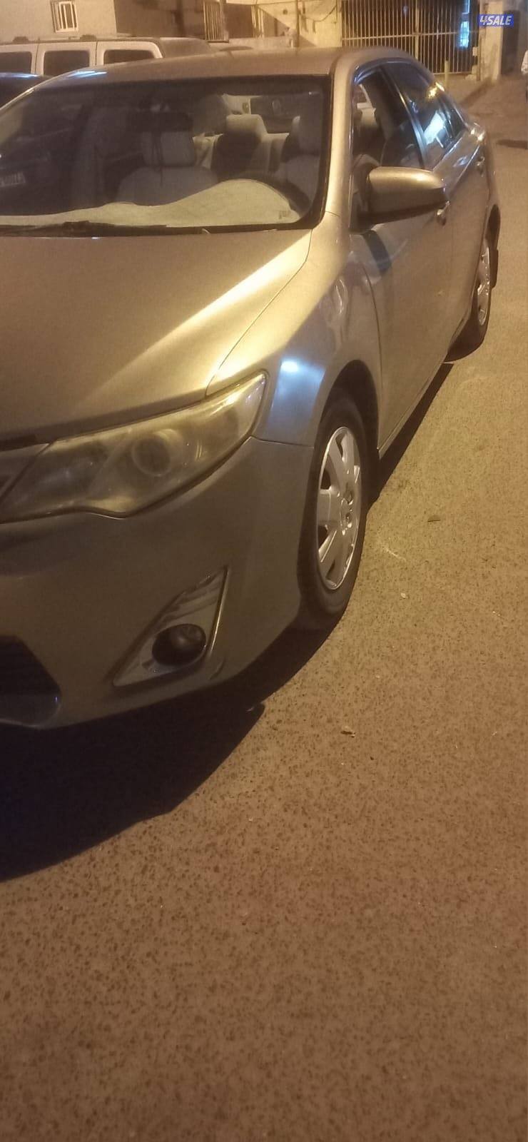 سيارة كامري ٢٠١٤ عداد ٢٤٥ GL السياره نظيفه البيع لعدم الحاجه3