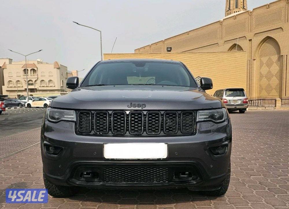 Jeep grand Cherokee 2020 جيب قراند شيروكي استعمال خفيف6