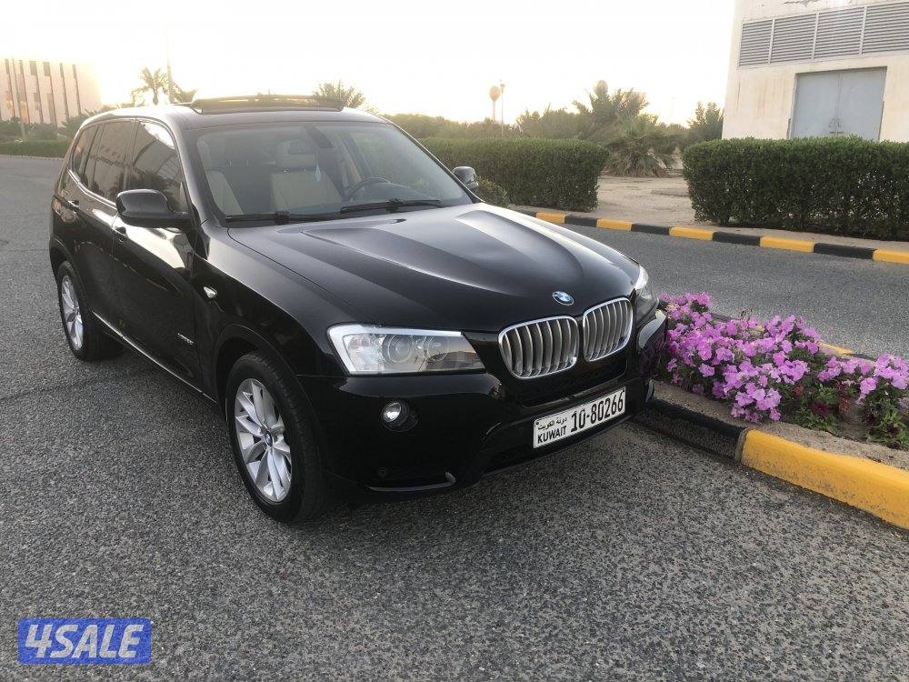 مالك اول ماشي 91 الف سرفيس الغانم بحالة نادرة اللون اسود ملكي من داخل3