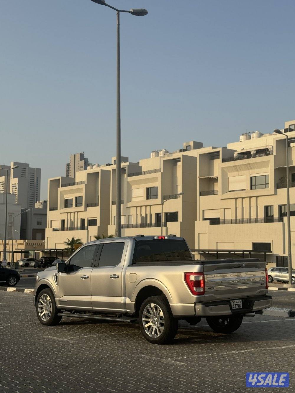 للبيع فورد لميتدد اعلى فئه بالوكاله موصفات اكثر من الرابتر وعداد ٤٥الف1