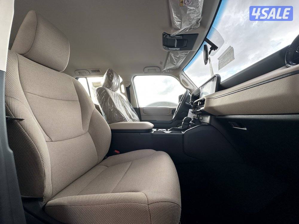 معرض القمة🚩11