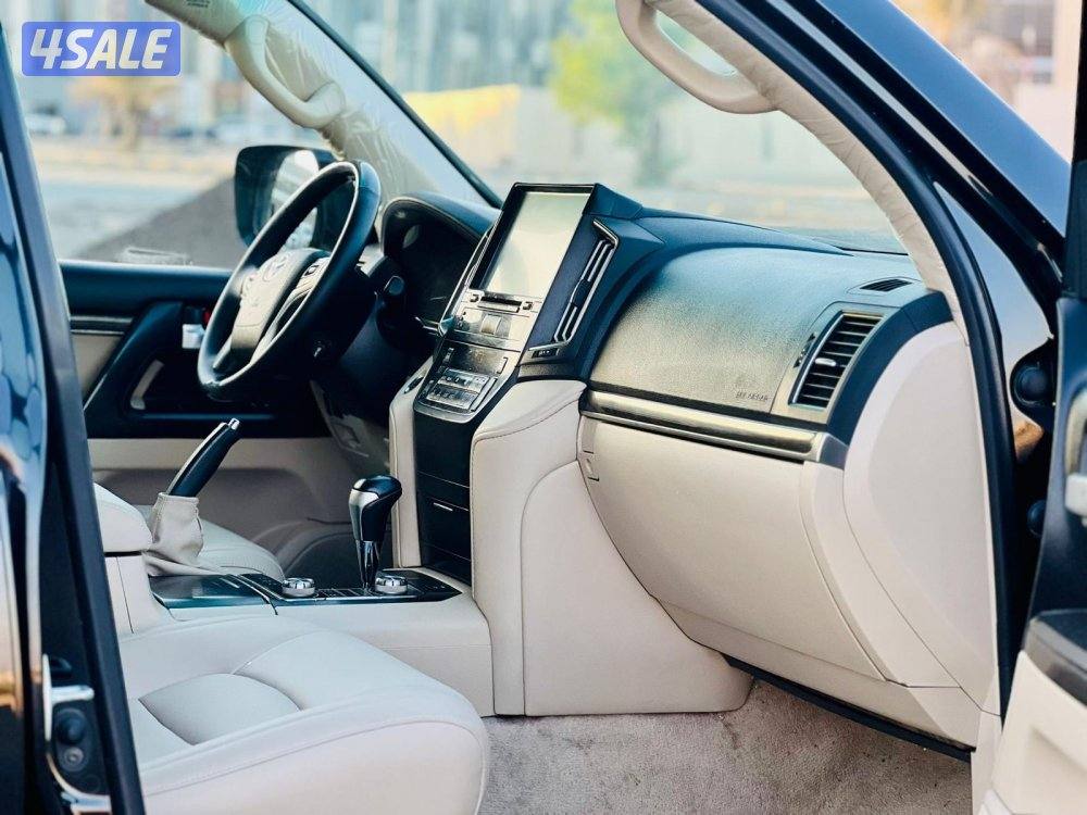 تويوتا لاكروز GXR3