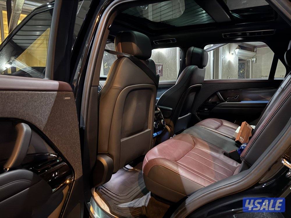 رنج سبورت 2024 اللون مميز بحالة الوكالة4