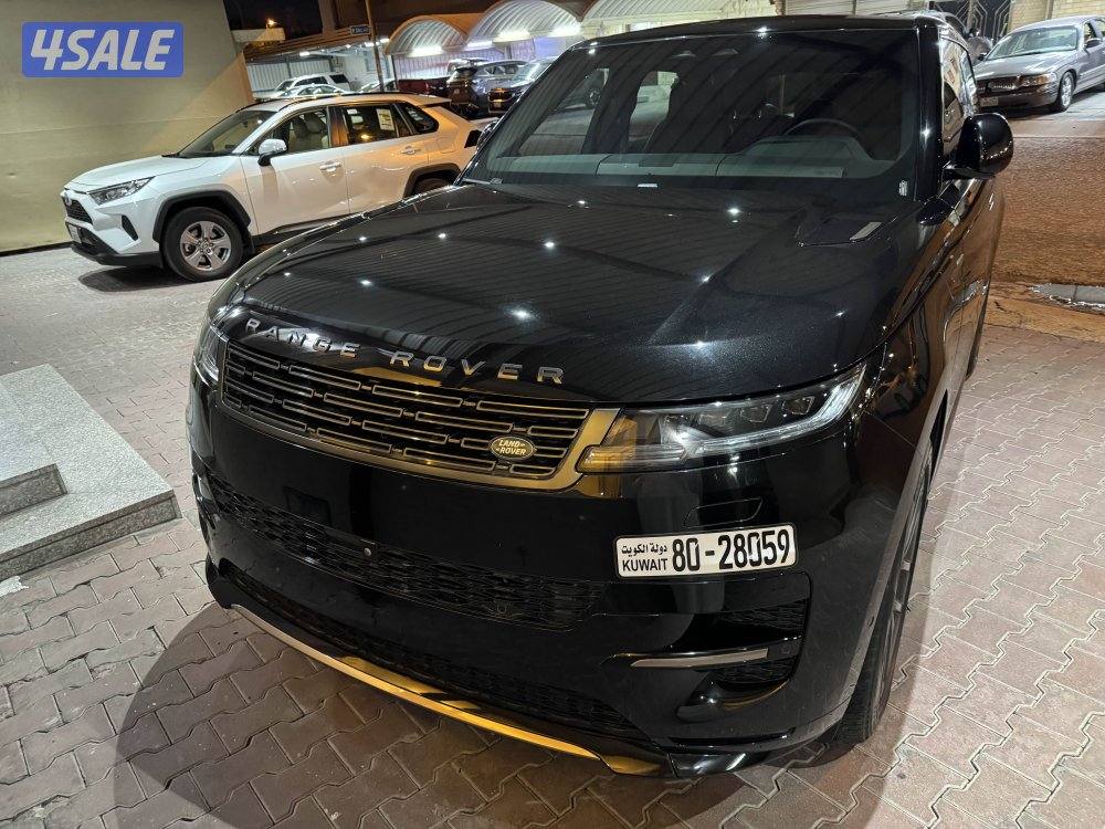 رنج سبورت 2024 اللون مميز بحالة الوكالة6