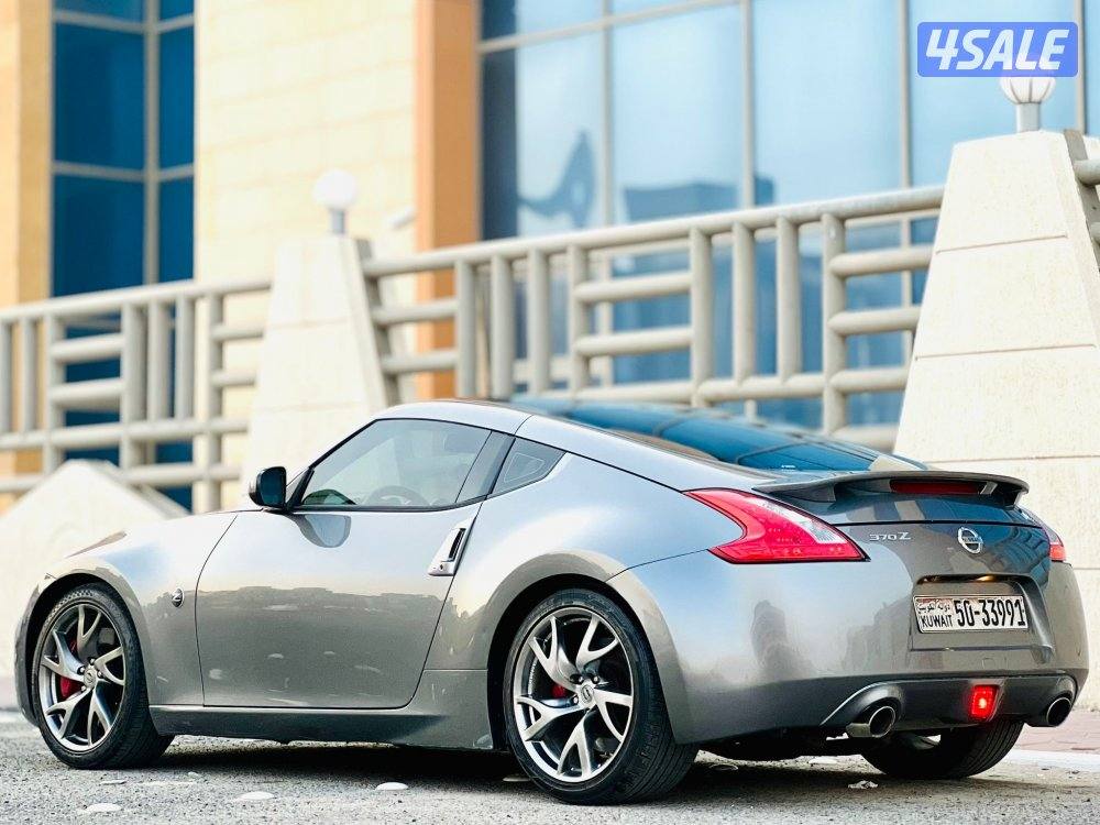 نيسان زد Z3703